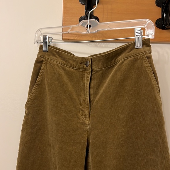 Organic cotton stretch corduroy wide-leg pant in butternut - Picture 6 of 7